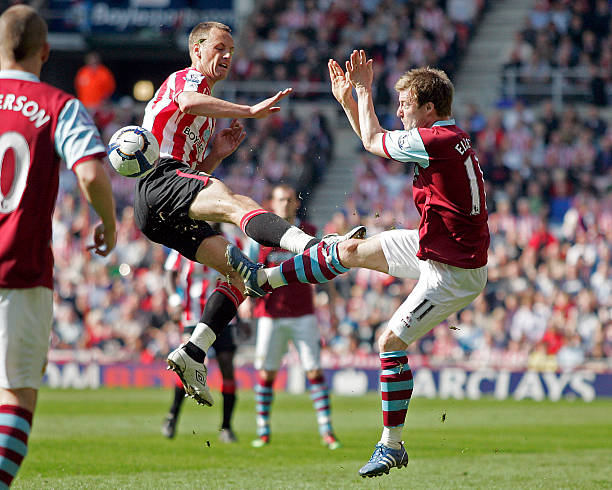 泰伦卢首次透露欧文离队内幕，詹姆斯陷入无奈