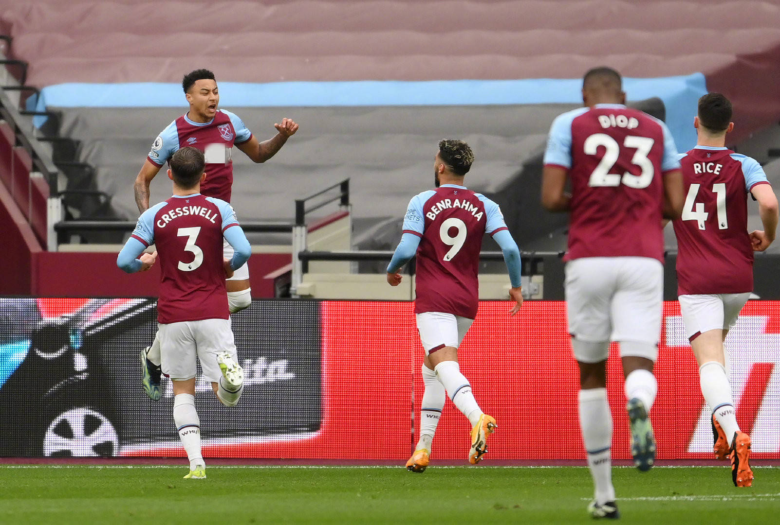 貝利在社交媒體表示自己接受了腫瘤切除手術 目前身體一切良好.