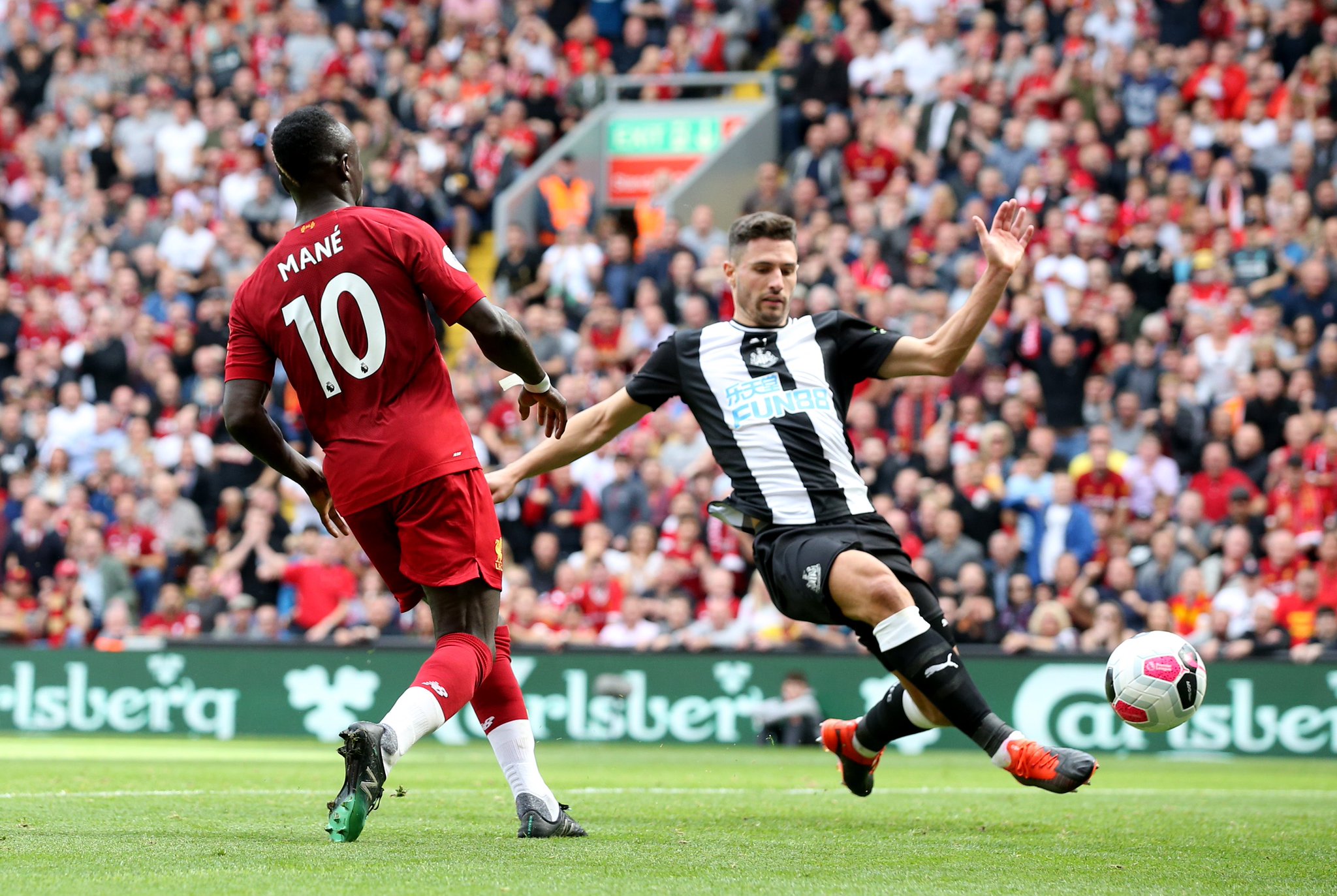 止步首轮!向鹏1-3不敌奥恰洛夫 无缘晋级男单32强